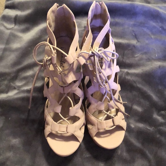 Bonnibell emillie 3 peep toe pump - Picture 3 of 6